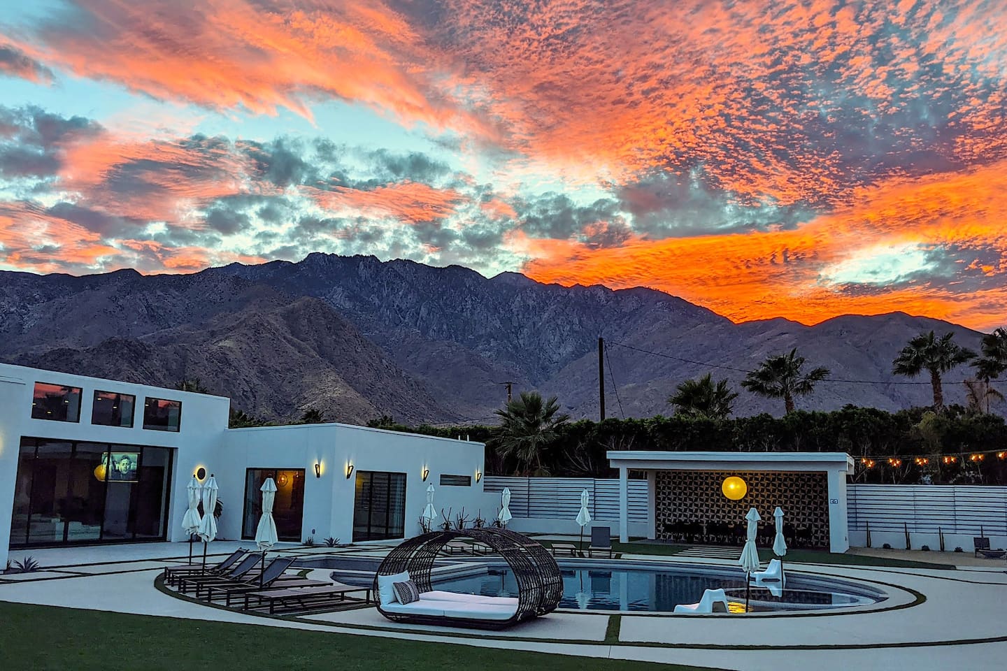Sunset over Spahous Palm Springs
